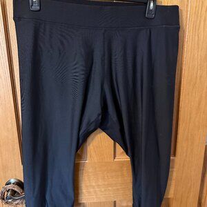 PLUS Women's Athletic Legging